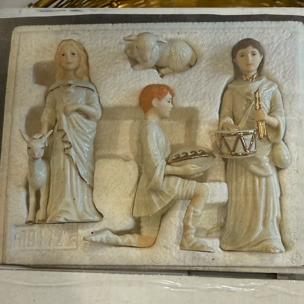 Elegant Nativity Scene Figurines